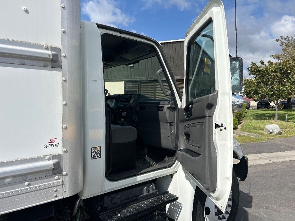 Medium Duty Box Truck-Light and Medium Duty Trucks-International-2020-MV607-Torrance-CA-41,079\n\t\tmiles-$ 66,250 - Image 20