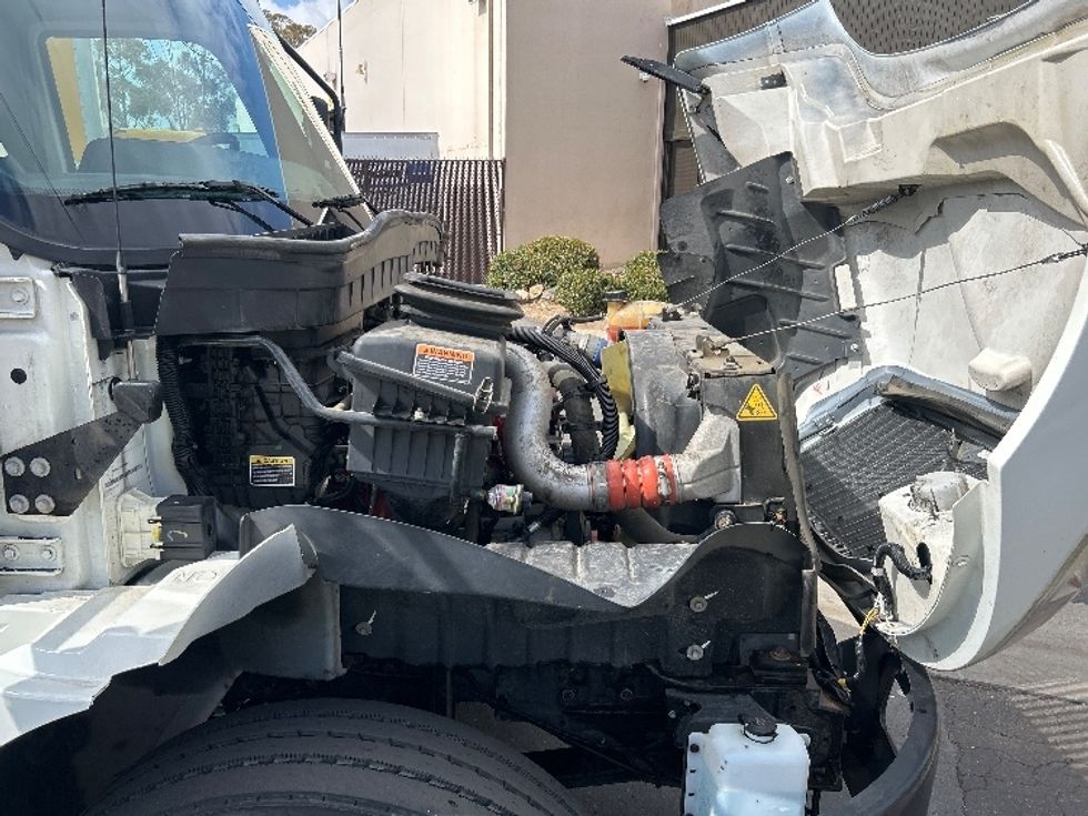 Medium Duty Box Truck-Light and Medium Duty Trucks-International-2020-MV607-Torrance-CA-41,079\n\t\tmiles-$ 66,250 - Image 23