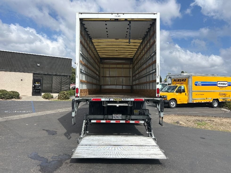 Medium Duty Box Truck-Light and Medium Duty Trucks-International-2020-MV607-Torrance-CA-41,079\n\t\tmiles-$ 66,250 - Image 9