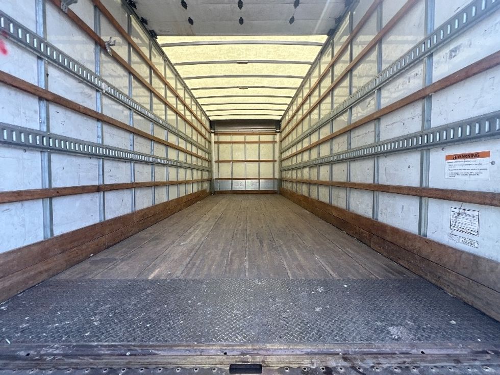 Medium Duty Box Truck-Light and Medium Duty Trucks-International-2020-MV607-Torrance-CA-69,397\n\t\tmiles-$ 66,500 - Image 10