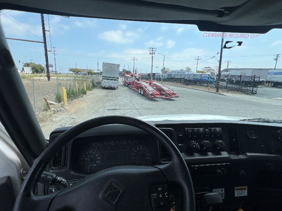 Medium Duty Box Truck-Light and Medium Duty Trucks-International-2020-MV607-Torrance-CA-69,397\n\t\tmiles-$ 66,500 - Image 18