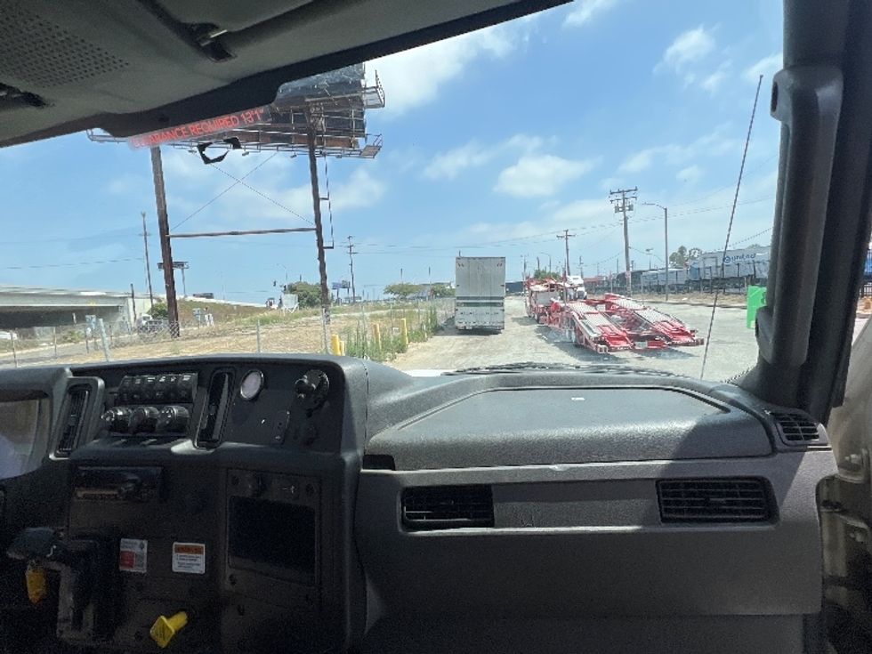 Medium Duty Box Truck-Light and Medium Duty Trucks-International-2020-MV607-Torrance-CA-69,397\n\t\tmiles-$ 66,500 - Image 21