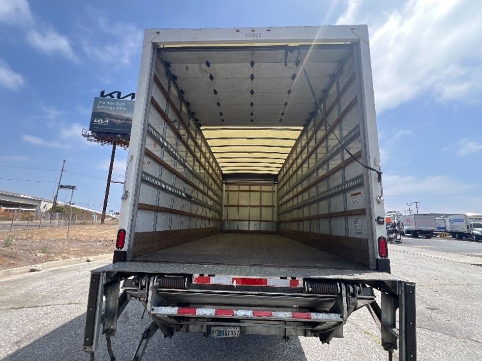 Medium Duty Box Truck-Light and Medium Duty Trucks-International-2020-MV607-Torrance-CA-69,397\n\t\tmiles-$ 66,500 - Image 8
