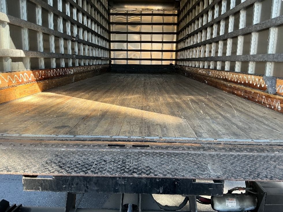Medium Duty Box Truck-Light and Medium Duty Trucks-International-2020-MV607-Torrance-CA-8,695\n\t\tmiles-$ 73,000 - Image 10