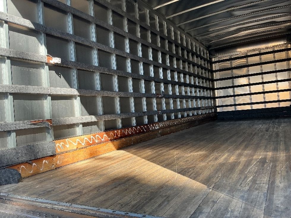 Medium Duty Box Truck-Light and Medium Duty Trucks-International-2020-MV607-Torrance-CA-8,695\n\t\tmiles-$ 73,000 - Image 11