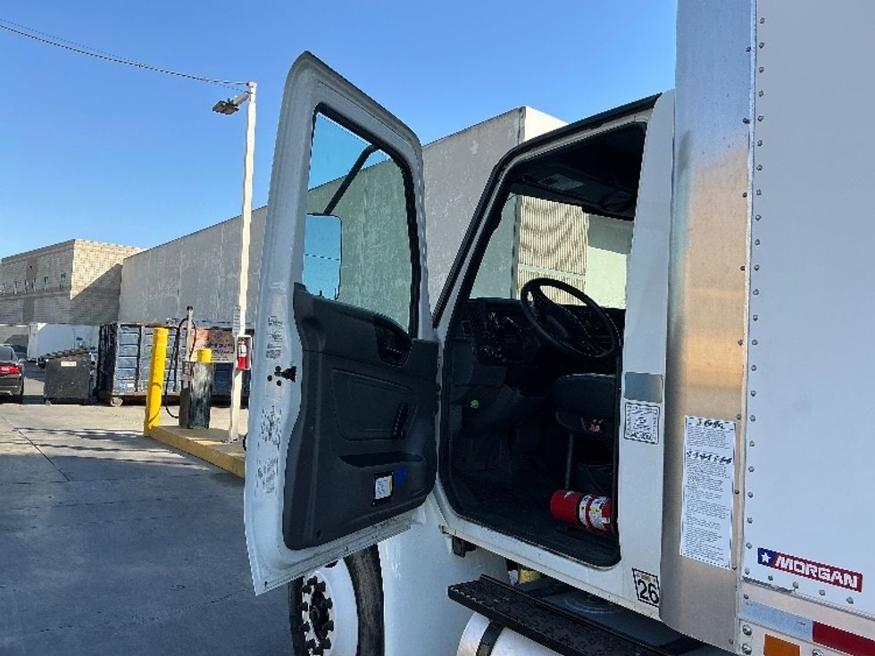 Medium Duty Box Truck-Light and Medium Duty Trucks-International-2020-MV607-Torrance-CA-8,695\n\t\tmiles-$ 73,000 - Image 16