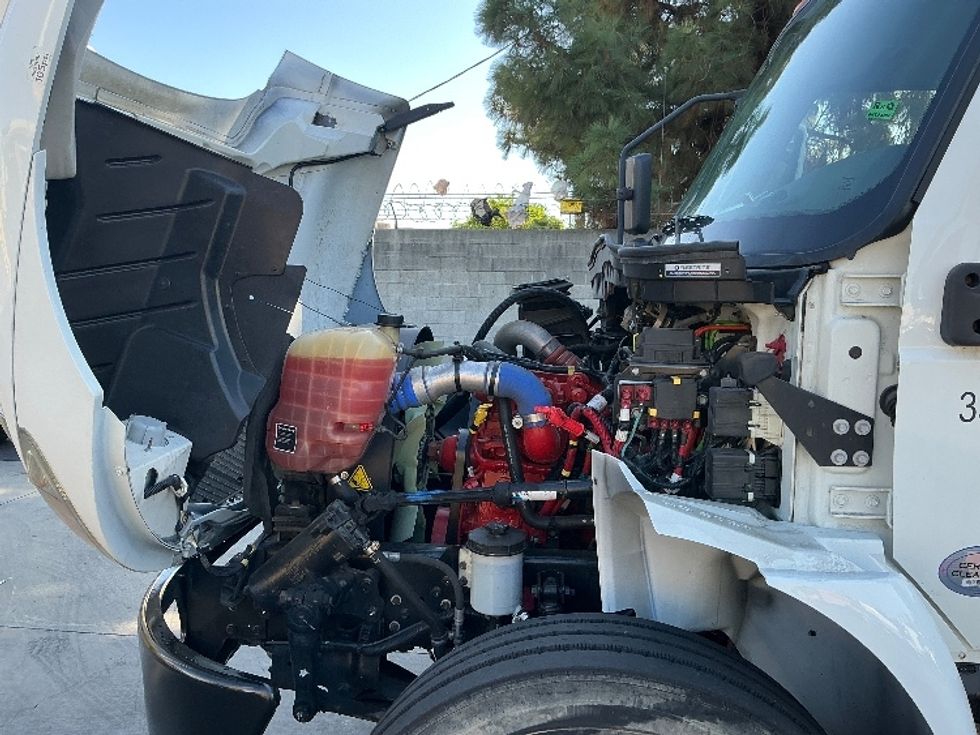 Medium Duty Box Truck-Light and Medium Duty Trucks-International-2020-MV607-Torrance-CA-8,695\n\t\tmiles-$ 73,000 - Image 24