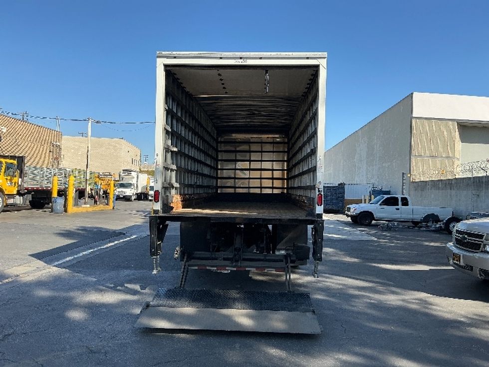 Medium Duty Box Truck-Light and Medium Duty Trucks-International-2020-MV607-Torrance-CA-8,695\n\t\tmiles-$ 73,000 - Image 9