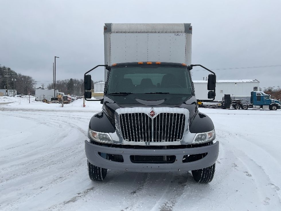 Medium Duty Box Truck-Light and Medium Duty Trucks-International-2020-MV607-Traverse City-MI-107,845\n\t\tmiles-$ 48,250 - Image 2