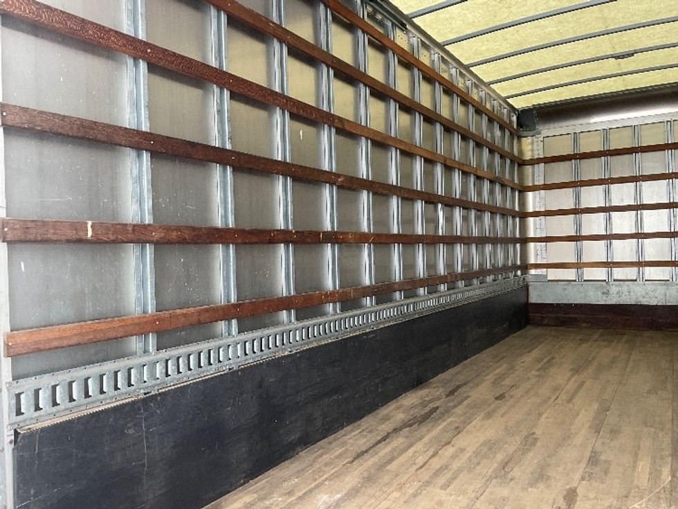 Medium Duty Box Truck-Light and Medium Duty Trucks-International-2020-MV607-Traverse City-MI-107,845\n\t\tmiles-$ 48,250 - Image 11