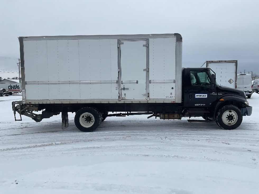 Medium Duty Box Truck-Light and Medium Duty Trucks-International-2020-MV607-Traverse City-MI-107,845\n\t\tmiles-$ 48,250 - Image 15