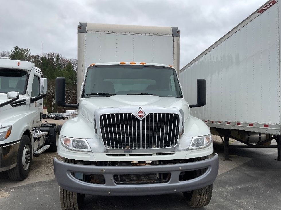 Medium Duty Box Truck-Light and Medium Duty Trucks-International-2020-MV607-Traverse City-MI-168,294\n\t\tmiles-$ 50,250 - Image 2