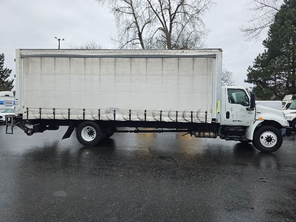 Medium Duty Box Truck-Light and Medium Duty Trucks-International-2020-MV607-Tukwila-WA-103,696\n\t\tmiles-$ 57,000 - Image 15