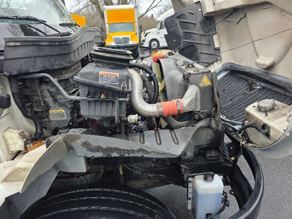 Medium Duty Box Truck-Light and Medium Duty Trucks-International-2020-MV607-Tukwila-WA-103,696\n\t\tmiles-$ 57,000 - Image 23