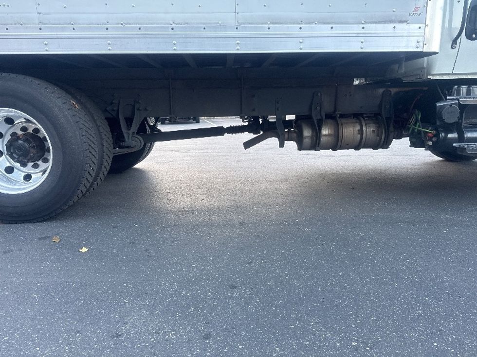 Medium Duty Box Truck-Light and Medium Duty Trucks-International-2020-MV607-Tukwila-WA-130,233\n\t\tmiles-$ 46,250 - Image 14