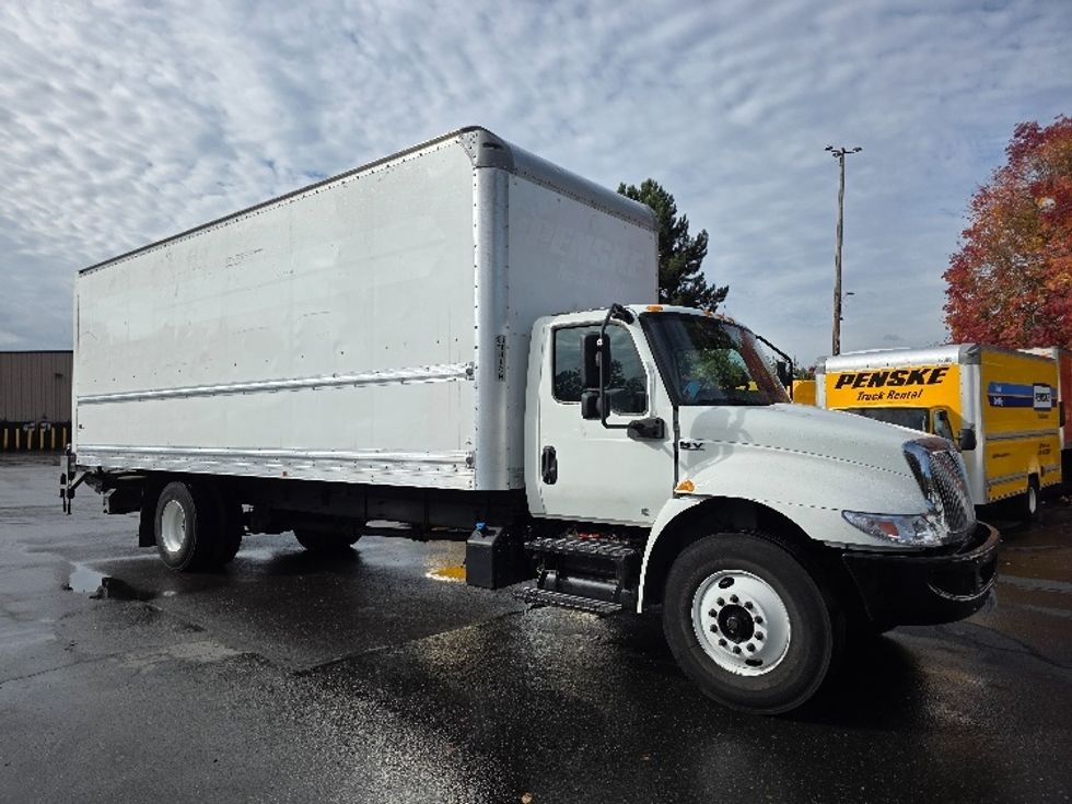 Medium Duty Box Truck-Light and Medium Duty Trucks-International-2020-MV607-Tukwila-WA-133,115\n\t\tmiles-$ 58,250 - Image 1