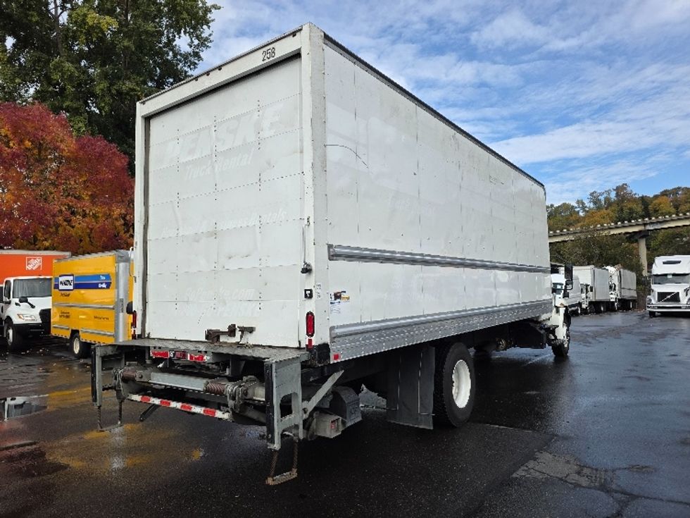 Medium Duty Box Truck-Light and Medium Duty Trucks-International-2020-MV607-Tukwila-WA-133,115\n\t\tmiles-$ 58,250 - Image 13