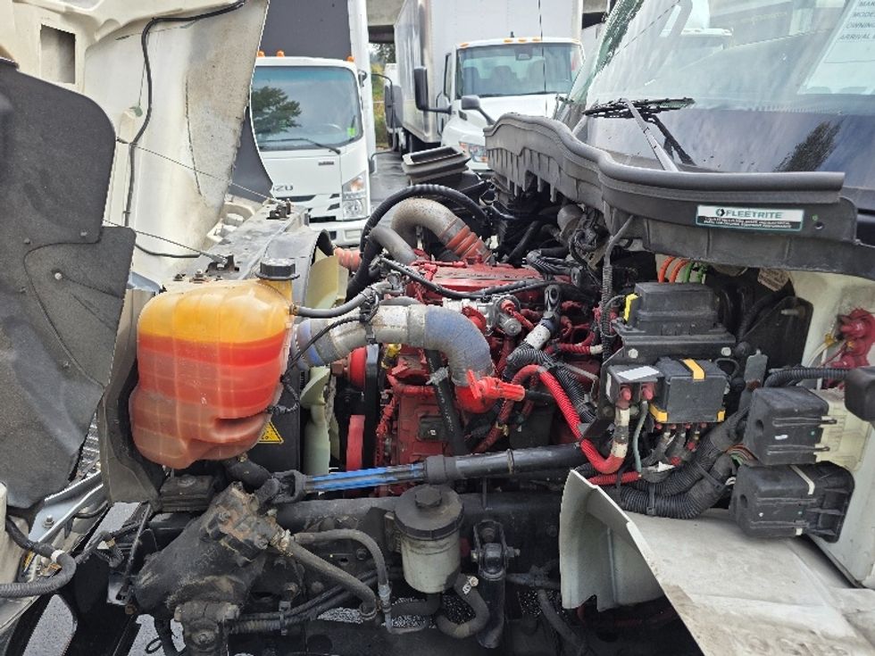 Medium Duty Box Truck-Light and Medium Duty Trucks-International-2020-MV607-Tukwila-WA-133,115\n\t\tmiles-$ 58,250 - Image 24