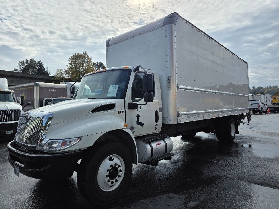 Medium Duty Box Truck-Light and Medium Duty Trucks-International-2020-MV607-Tukwila-WA-133,115\n\t\tmiles-$ 58,250 - Image 3