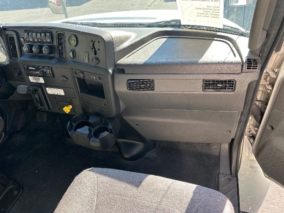 Medium Duty Box Truck-Light and Medium Duty Trucks-International-2020-MV607-Tukwila-WA-138,600\n\t\tmiles-$ 47,000 - Image 20