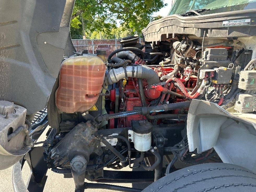 Medium Duty Box Truck-Light and Medium Duty Trucks-International-2020-MV607-Tukwila-WA-138,600\n\t\tmiles-$ 47,000 - Image 23