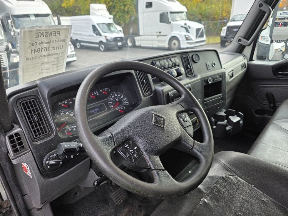 Medium Duty Box Truck-Light and Medium Duty Trucks-International-2020-MV607-Tukwila-WA-150,737\n\t\tmiles-$ 55,500 - Image 17