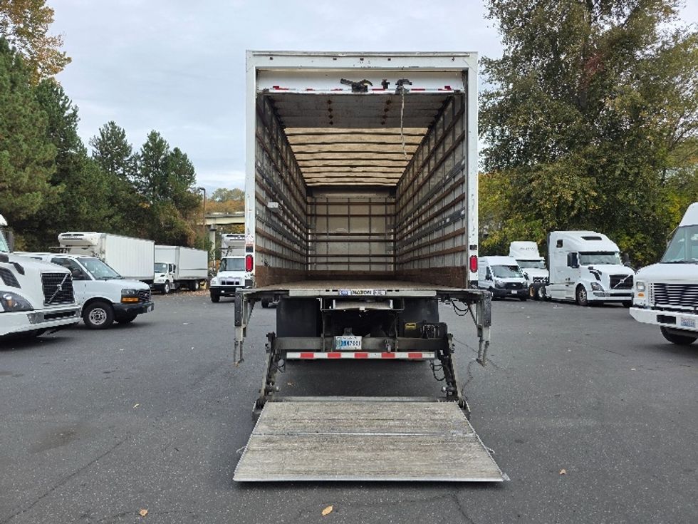 Medium Duty Box Truck-Light and Medium Duty Trucks-International-2020-MV607-Tukwila-WA-150,737\n\t\tmiles-$ 55,500 - Image 9