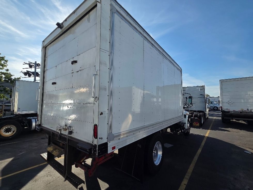 Medium Duty Box Truck-Light and Medium Duty Trucks-International-2020-MV607-Tukwila-WA-161,022\n\t\tmiles-$ 42,250 - Image 13