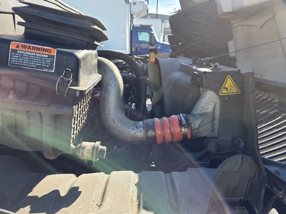 Medium Duty Box Truck-Light and Medium Duty Trucks-International-2020-MV607-Tukwila-WA-161,022\n\t\tmiles-$ 42,250 - Image 22