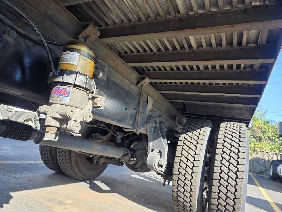 Medium Duty Box Truck-Light and Medium Duty Trucks-International-2020-MV607-Tukwila-WA-161,022\n\t\tmiles-$ 42,250 - Image 5