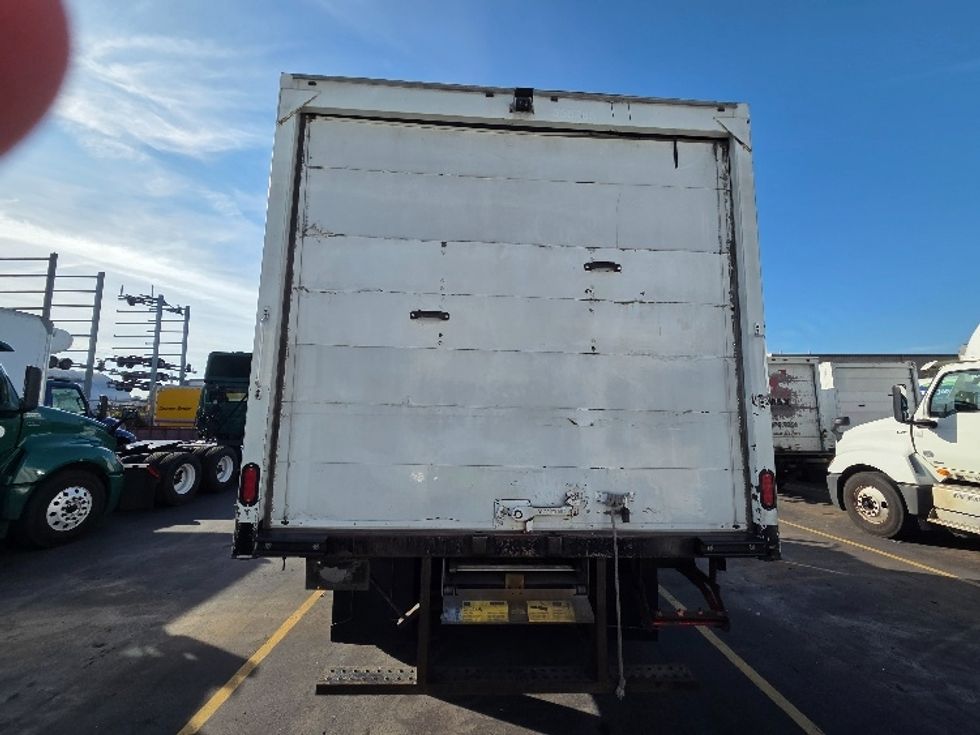 Medium Duty Box Truck-Light and Medium Duty Trucks-International-2020-MV607-Tukwila-WA-161,022\n\t\tmiles-$ 42,250 - Image 7