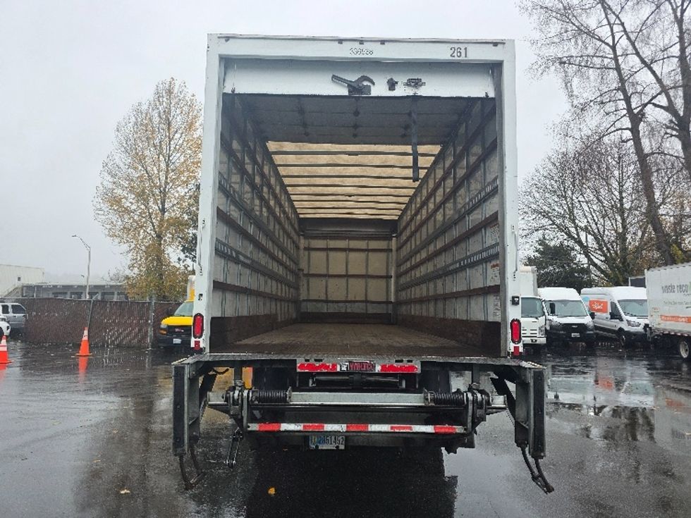 Medium Duty Box Truck-Light and Medium Duty Trucks-International-2020-MV607-Tukwila-WA-166,399\n\t\tmiles-$ 53,000 - Image 8