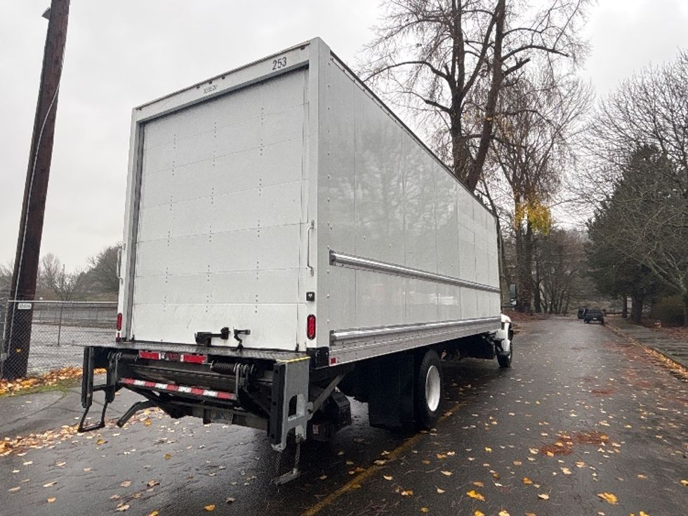 Medium Duty Box Truck-Light and Medium Duty Trucks-International-2020-MV607-Tukwila-WA-176,639\n\t\tmiles-$ 50,500 - Image 13
