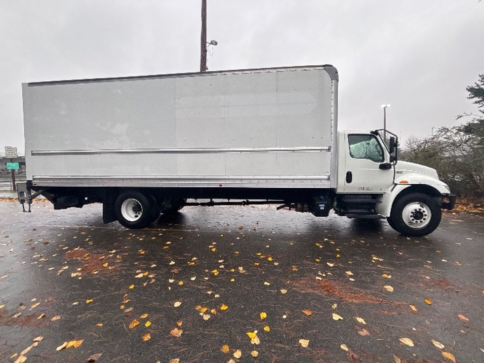 Medium Duty Box Truck-Light and Medium Duty Trucks-International-2020-MV607-Tukwila-WA-176,639\n\t\tmiles-$ 50,500 - Image 15