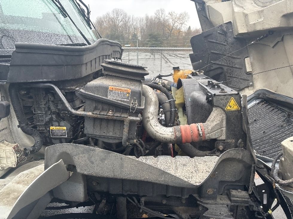 Medium Duty Box Truck-Light and Medium Duty Trucks-International-2020-MV607-Tukwila-WA-176,639\n\t\tmiles-$ 50,500 - Image 23