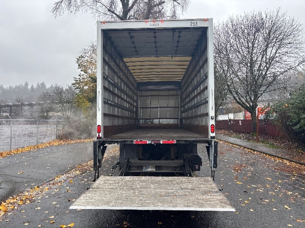 Medium Duty Box Truck-Light and Medium Duty Trucks-International-2020-MV607-Tukwila-WA-176,639\n\t\tmiles-$ 50,500 - Image 9