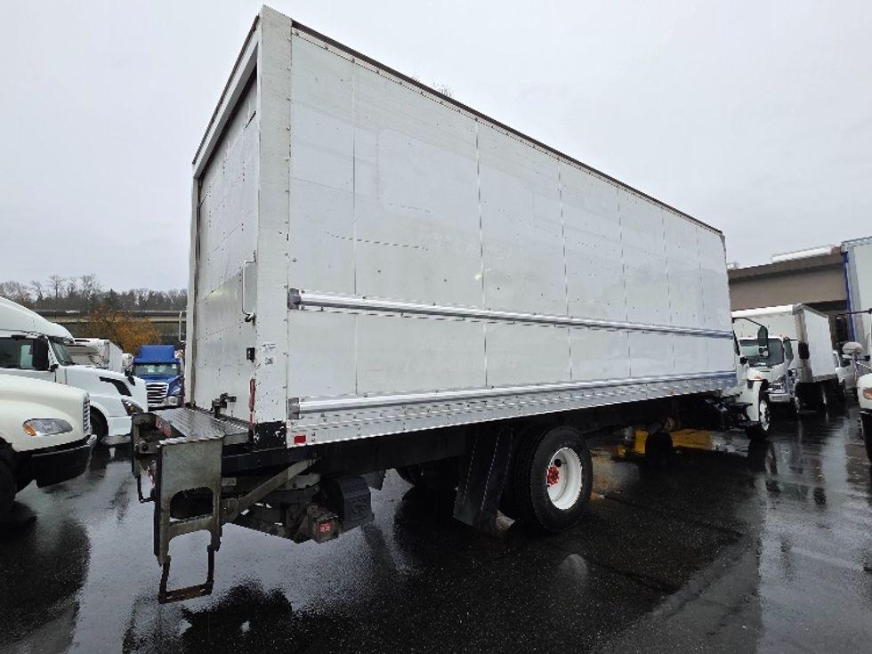 Medium Duty Box Truck-Light and Medium Duty Trucks-International-2020-MV607-Tukwila-WA-196,605\n\t\tmiles-$ 48,250 - Image 13