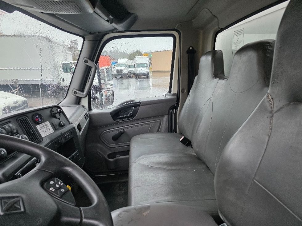 Medium Duty Box Truck-Light and Medium Duty Trucks-International-2020-MV607-Tukwila-WA-196,605\n\t\tmiles-$ 48,250 - Image 19