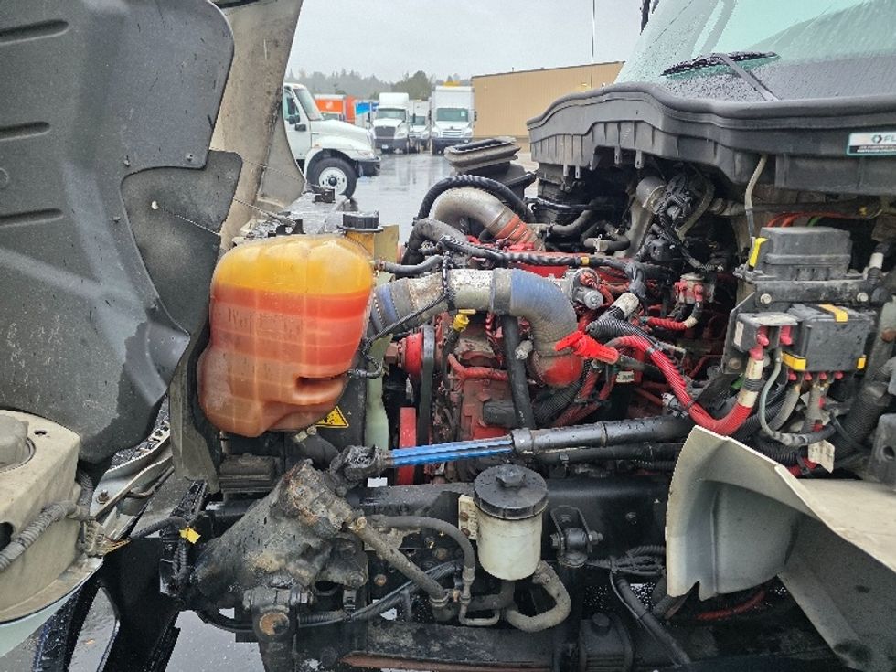 Medium Duty Box Truck-Light and Medium Duty Trucks-International-2020-MV607-Tukwila-WA-196,605\n\t\tmiles-$ 48,250 - Image 23