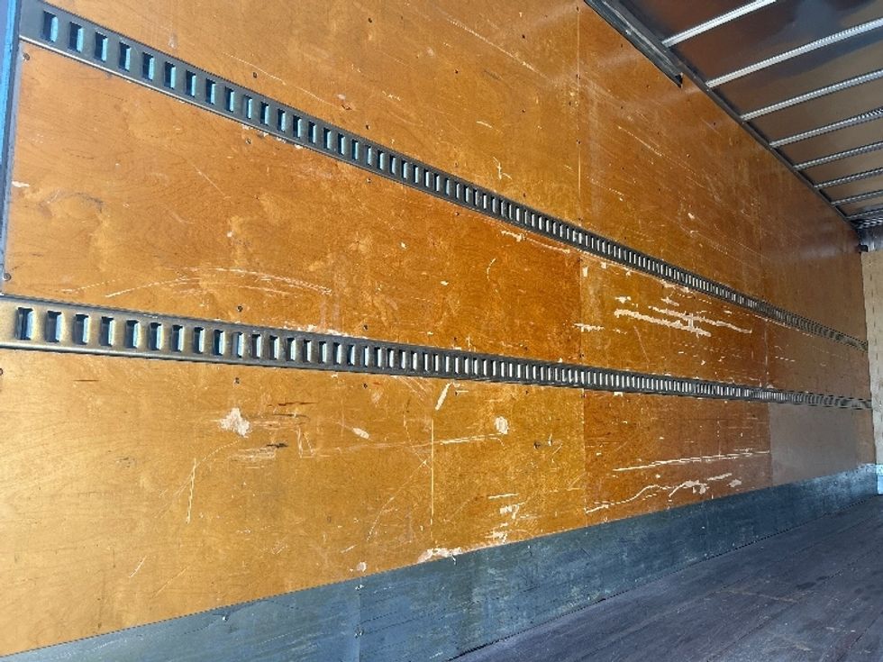 Medium Duty Box Truck-Light and Medium Duty Trucks-International-2020-MV607-Tuscaloosa-AL-126,722\n\t\tmiles-$ 58,250 - Image 11