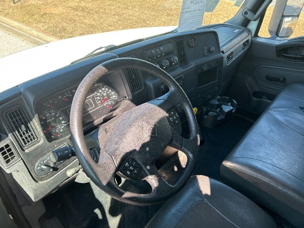 Medium Duty Box Truck-Light and Medium Duty Trucks-International-2020-MV607-Tuscaloosa-AL-126,722\n\t\tmiles-$ 58,250 - Image 16