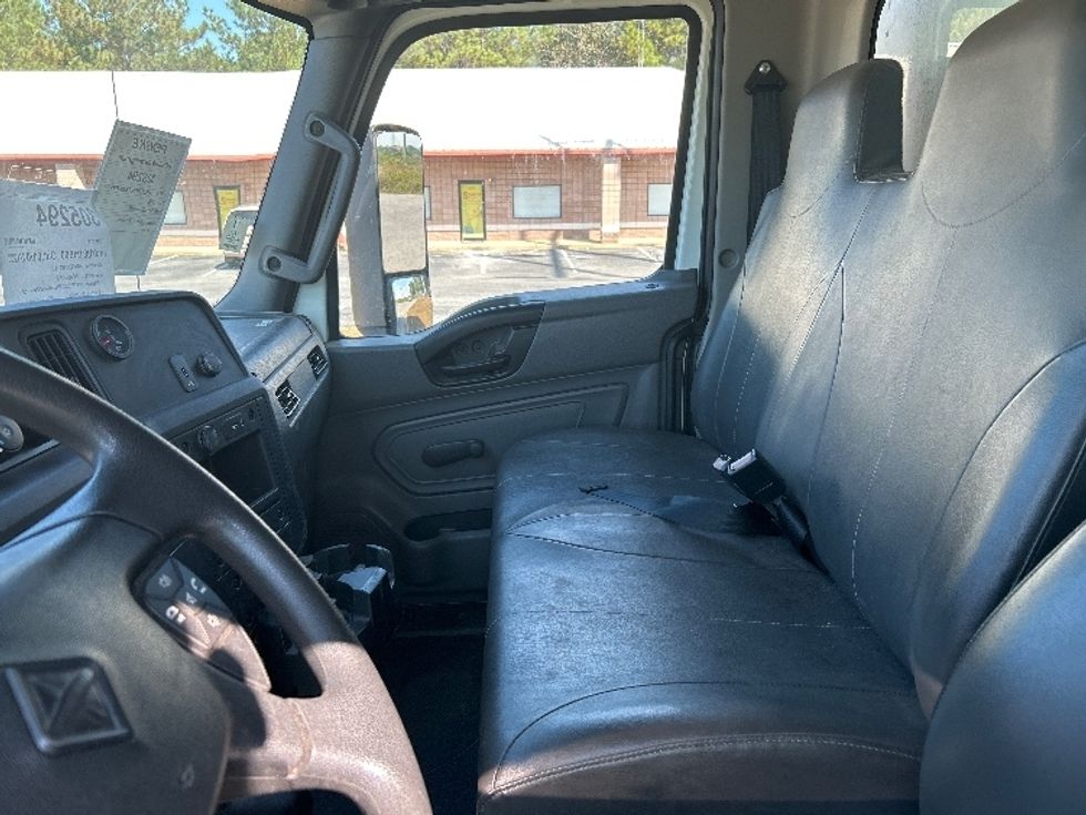 Medium Duty Box Truck-Light and Medium Duty Trucks-International-2020-MV607-Tuscaloosa-AL-126,722\n\t\tmiles-$ 58,250 - Image 18