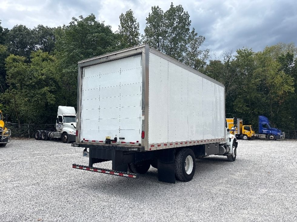 Medium Duty Box Truck-Light and Medium Duty Trucks-International-2020-MV607-Valparaiso-IN-144,620\n\t\tmiles-$ 41,250 - Image 12