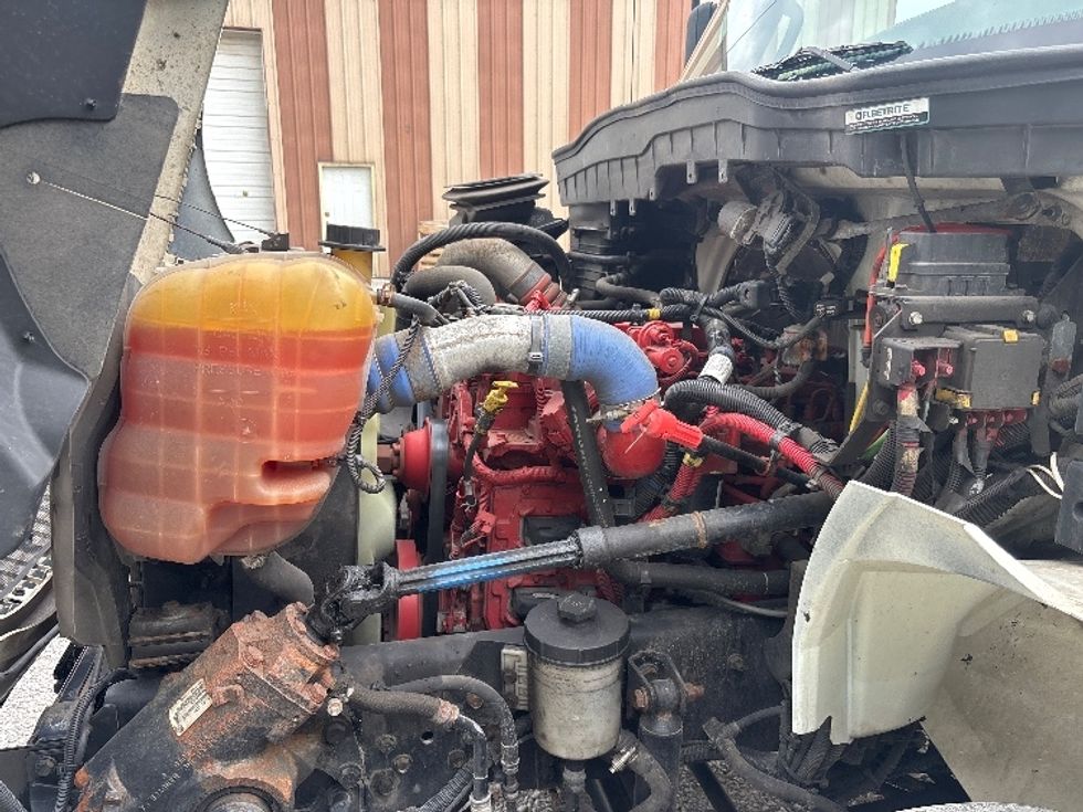 Medium Duty Box Truck-Light and Medium Duty Trucks-International-2020-MV607-Valparaiso-IN-144,620\n\t\tmiles-$ 41,250 - Image 23