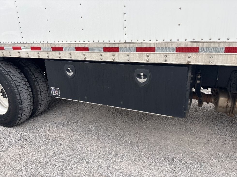 Medium Duty Box Truck-Light and Medium Duty Trucks-International-2020-MV607-Valparaiso-IN-144,620\n\t\tmiles-$ 41,250 - Image 24