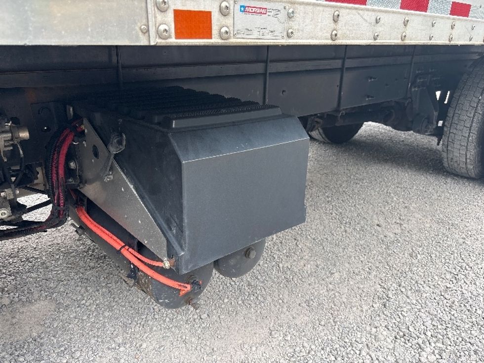 Medium Duty Box Truck-Light and Medium Duty Trucks-International-2020-MV607-Valparaiso-IN-144,620\n\t\tmiles-$ 41,250 - Image 5