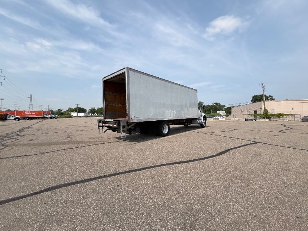Medium Duty Box Truck-Light and Medium Duty Trucks-International-2020-MV607-Warren-MI-142,284\n\t\tmiles-$ 41,250 - Image 13