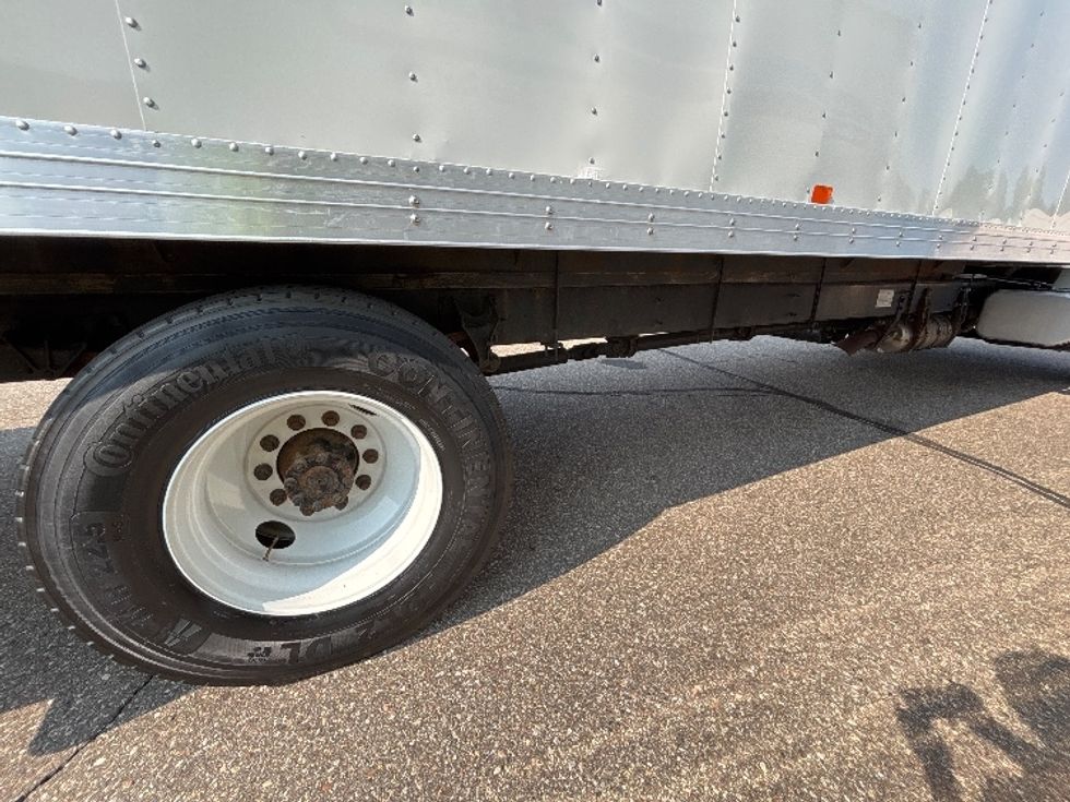 Medium Duty Box Truck-Light and Medium Duty Trucks-International-2020-MV607-Warren-MI-142,284\n\t\tmiles-$ 41,250 - Image 14