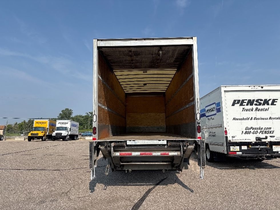 Medium Duty Box Truck-Light and Medium Duty Trucks-International-2020-MV607-Warren-MI-142,284\n\t\tmiles-$ 41,250 - Image 8