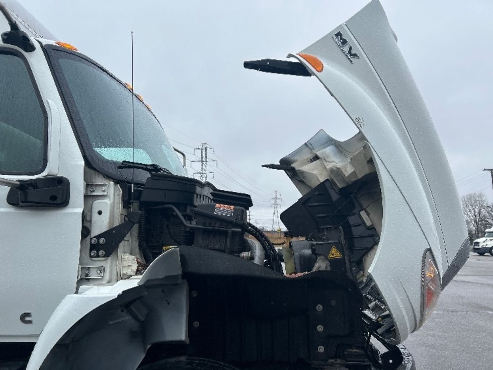 Medium Duty Box Truck-Light and Medium Duty Trucks-International-2020-MV607-Warren-MI-155,353\n\t\tmiles-$ 40,000 - Image 23